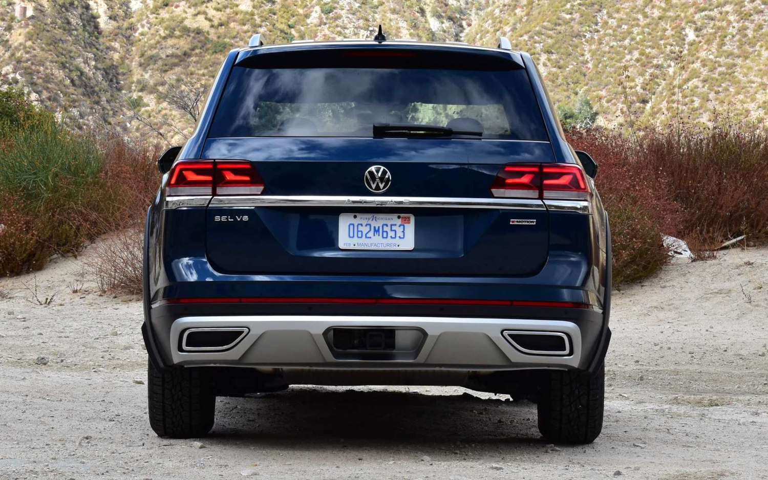 Comparison - Volkswagen Atlas V6 SEL 4MOTION 2021 - vs - Jeep Grand